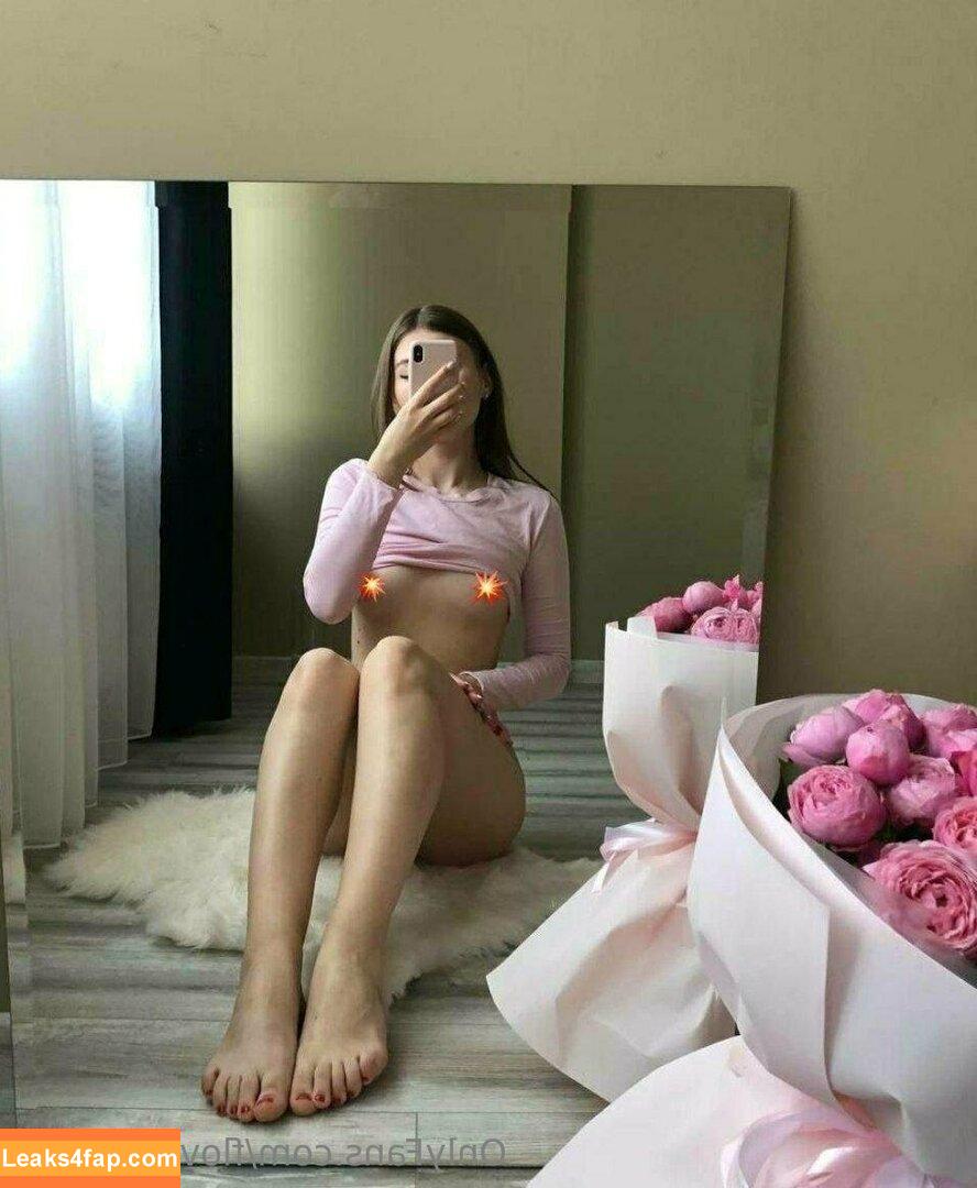 flov_princess / flo.imvu leaked photo photo #1016