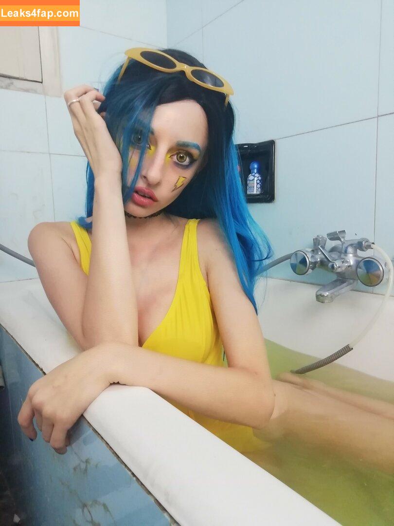 Flowerlynne / flower_lynne_ leaked photo photo #0011