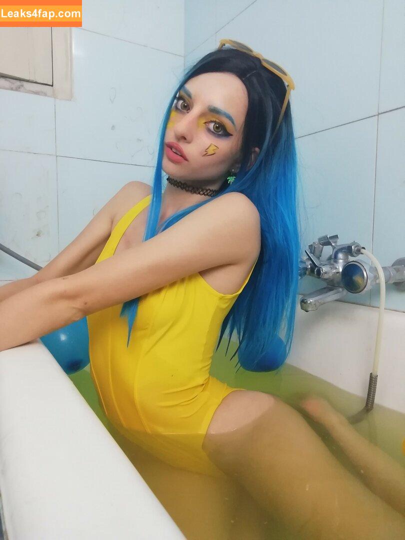 Flowerlynne / flower_lynne_ leaked photo photo #0021