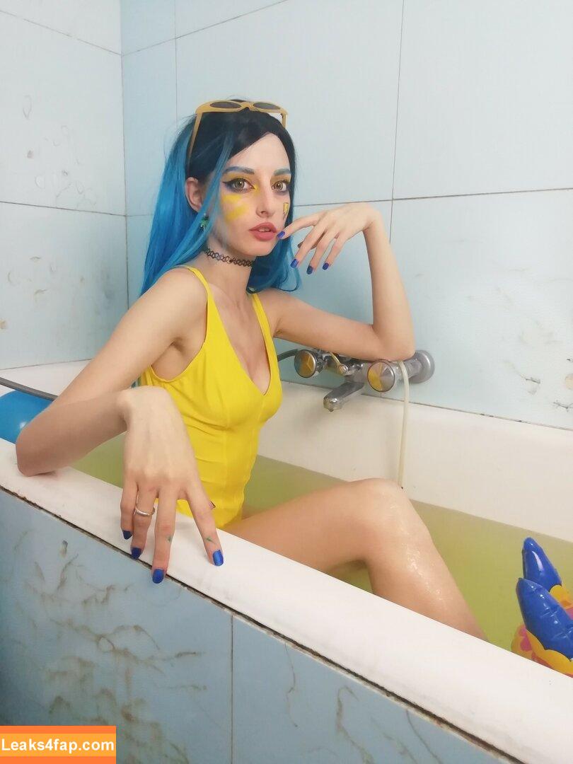 Flowerlynne / flower_lynne_ leaked photo photo #0029