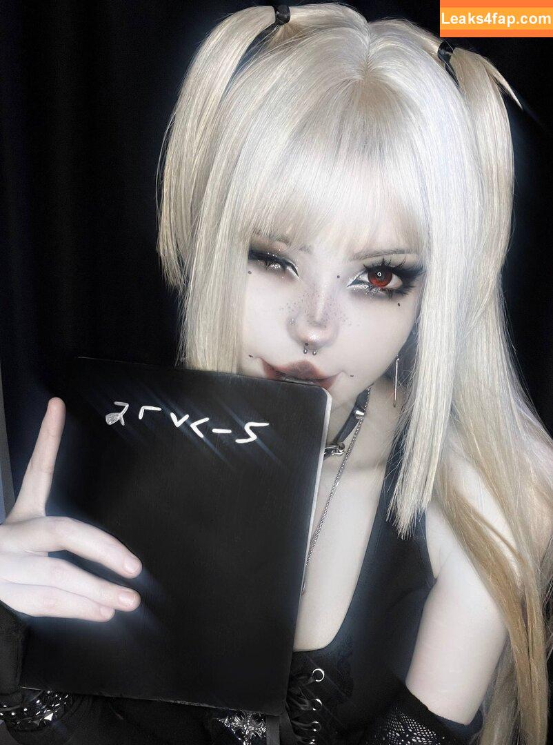 Flutterow / flutter6969 / flutterow_ leaked photo photo #0065