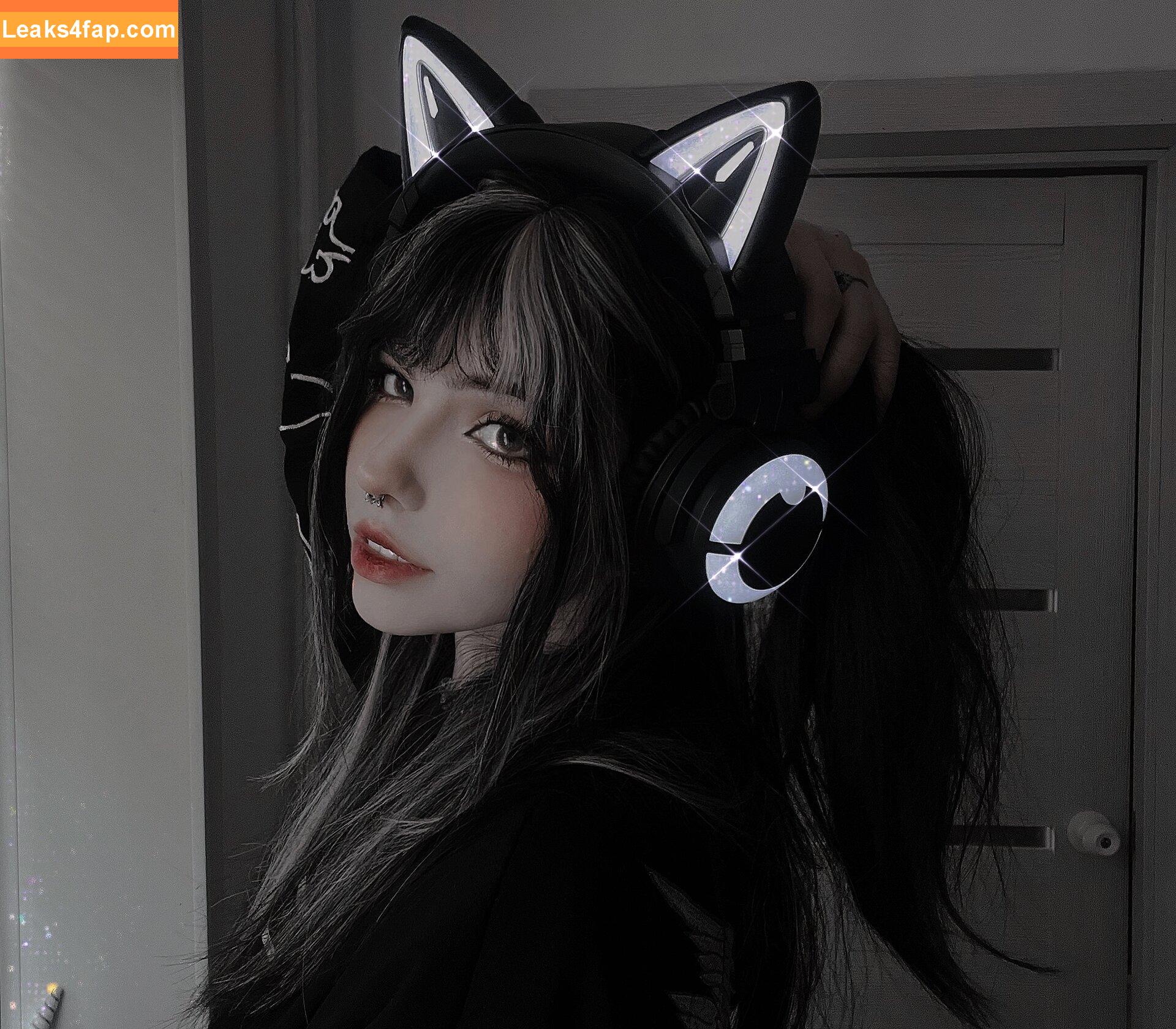 Flutterow / flutter6969 / flutterow_ leaked photo photo #0069