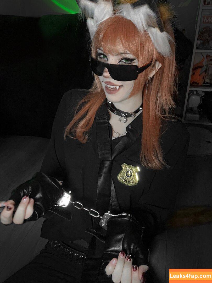 Flutterow / flutter6969 / flutterow_ leaked photo photo #0075