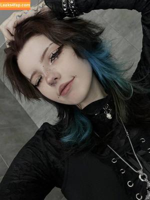 Flutterow photo #0067