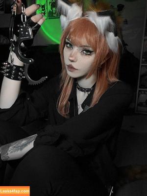 Flutterow photo #0077