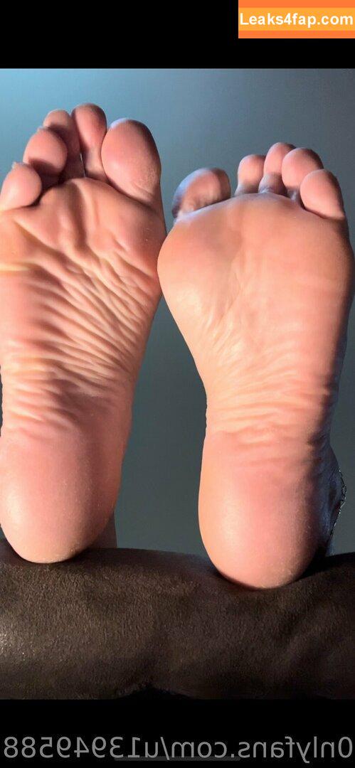 foot-mistress-miss-b / foot_mistress_miss_b leaked photo photo #0110