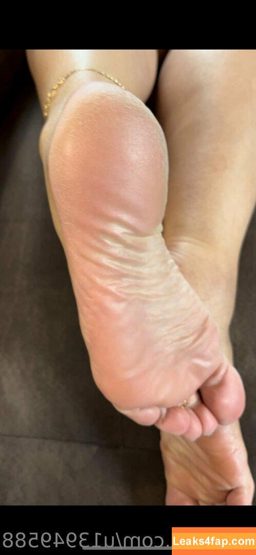 foot-mistress-miss-b / foot_mistress_miss_b leaked photo photo #0140