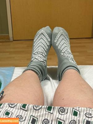 footfondling фото #0005