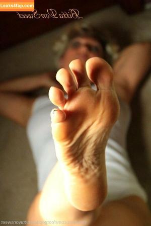 footgoddessbittavonsweet фото #0004