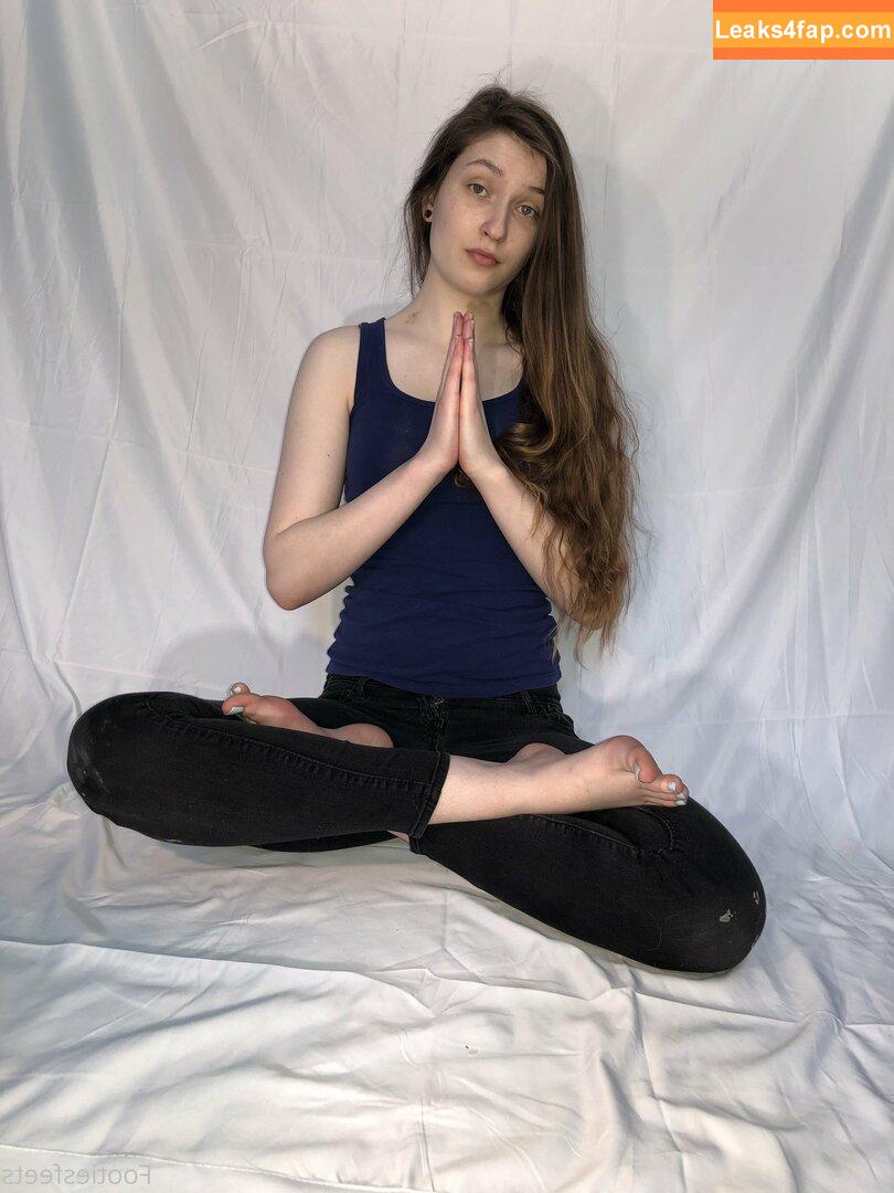 footiesfeets / footiesfeets.2 leaked photo photo #0078