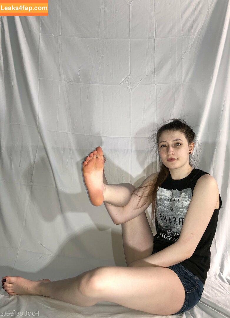 footiesfeets / footiesfeets.2 leaked photo photo #0304