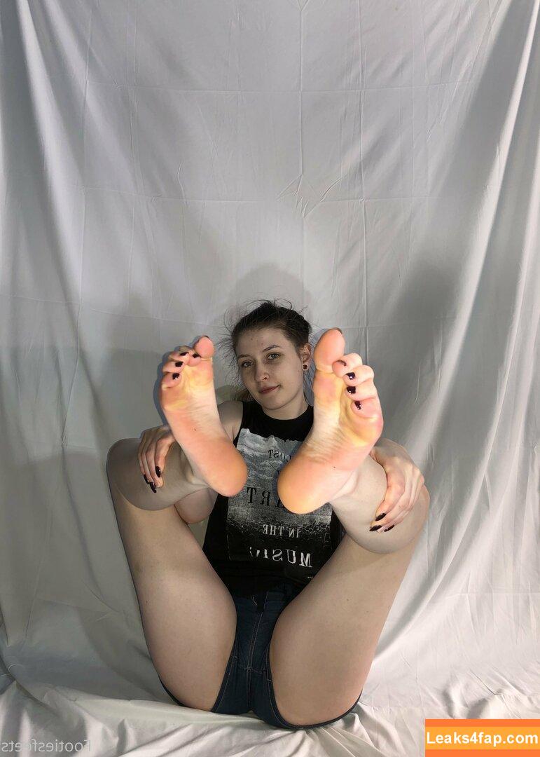 footiesfeets / footiesfeets.2 leaked photo photo #0326