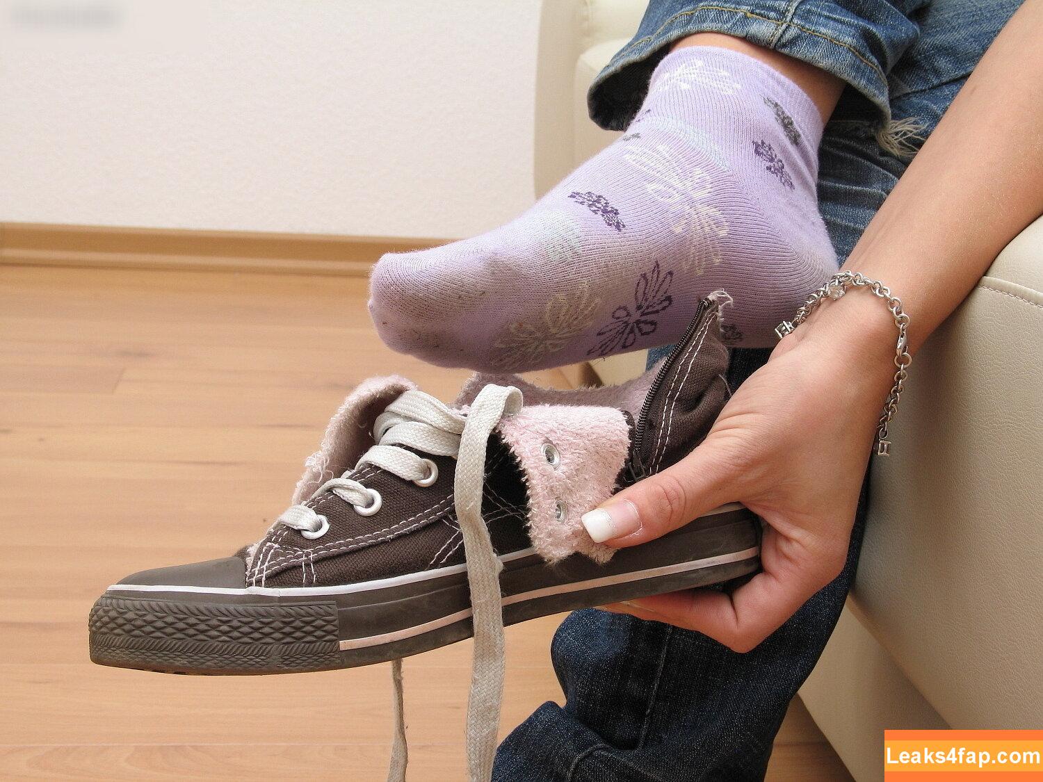 Footlovegirls /  leaked photo photo #0369