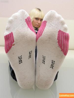 Footlovegirls photo #0186