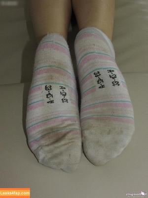 Footlovegirls photo #0583