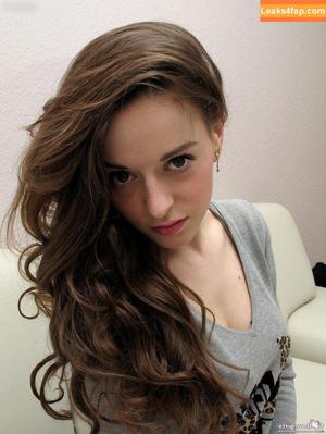 Footlovegirls photo #0625