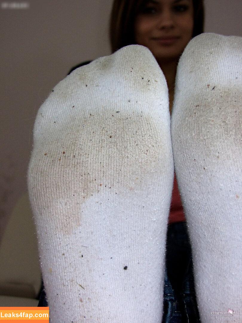 Footlovegirls /  leaked photo photo #1753