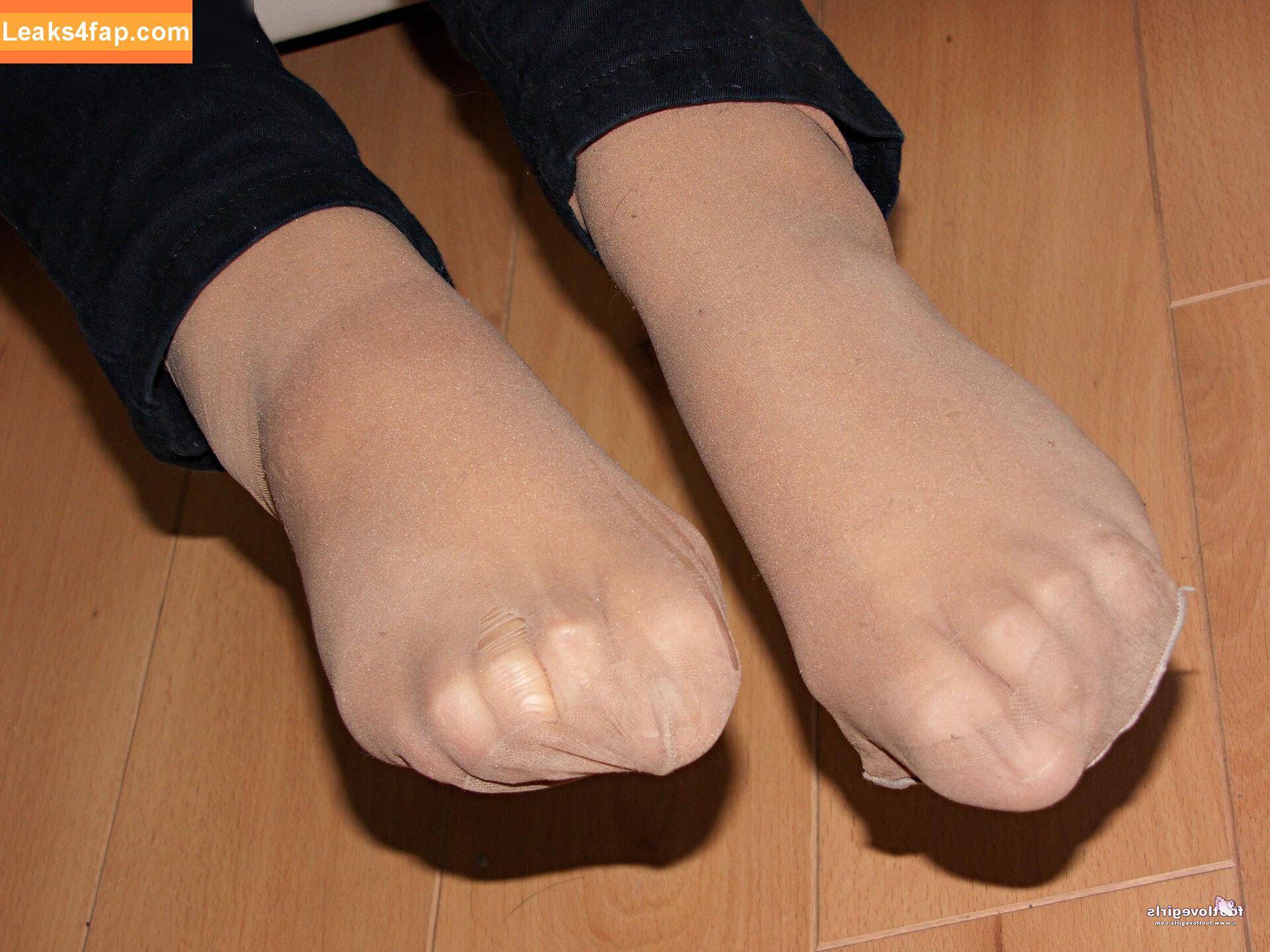 Footlovegirls /  слитое фото фото #1817