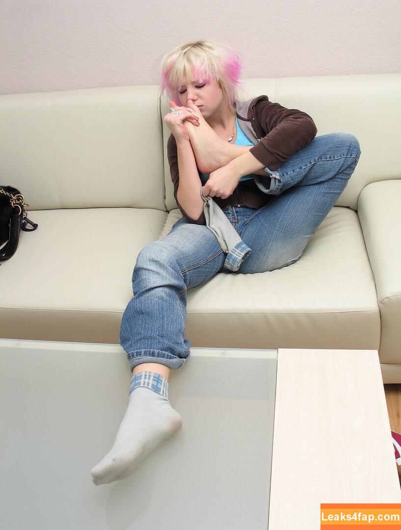 Footlovegirls /  слитое фото фото #1891