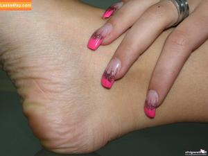 Footlovegirls photo #1396