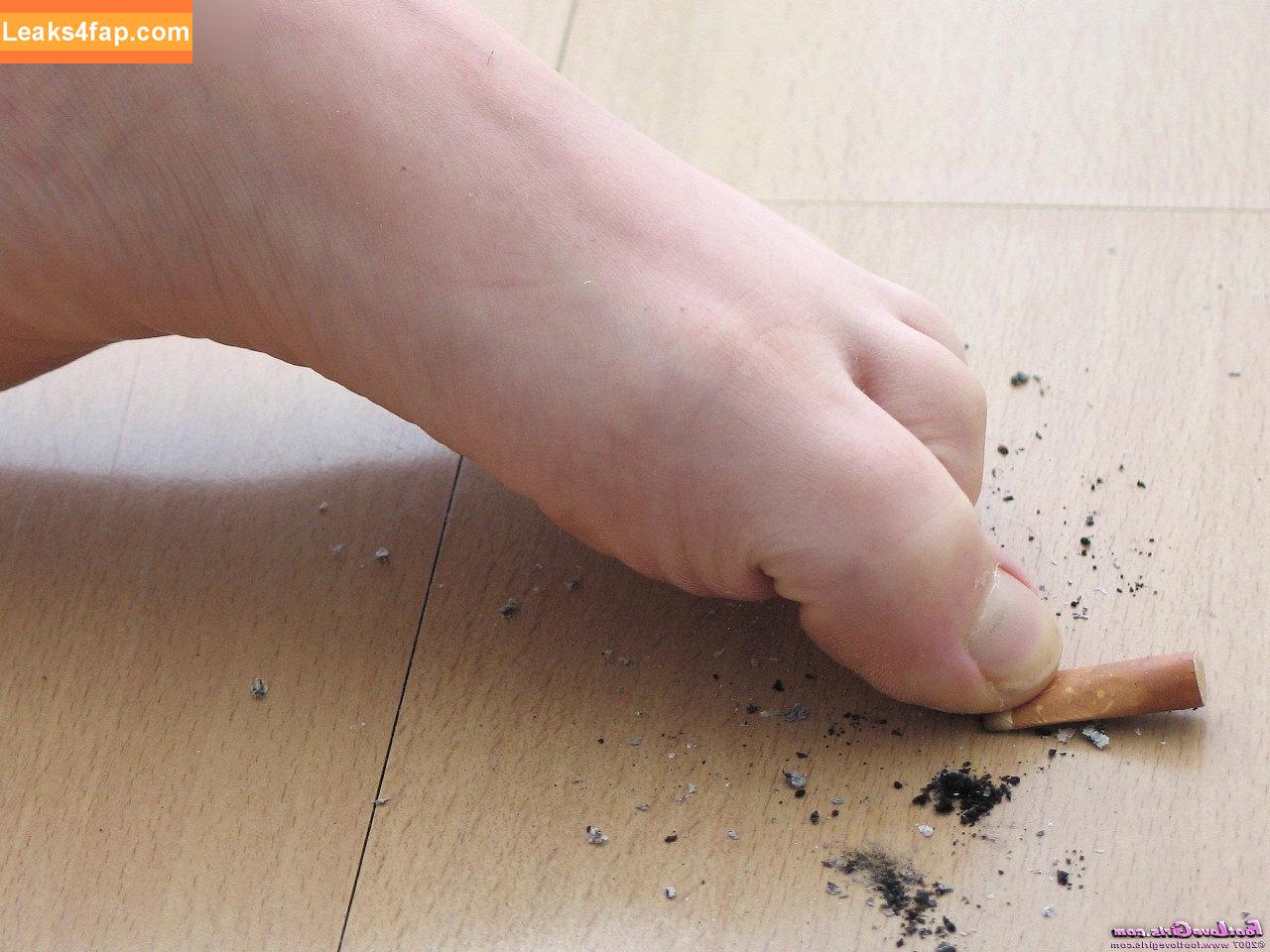 Footlovegirls /  leaked photo photo #2705