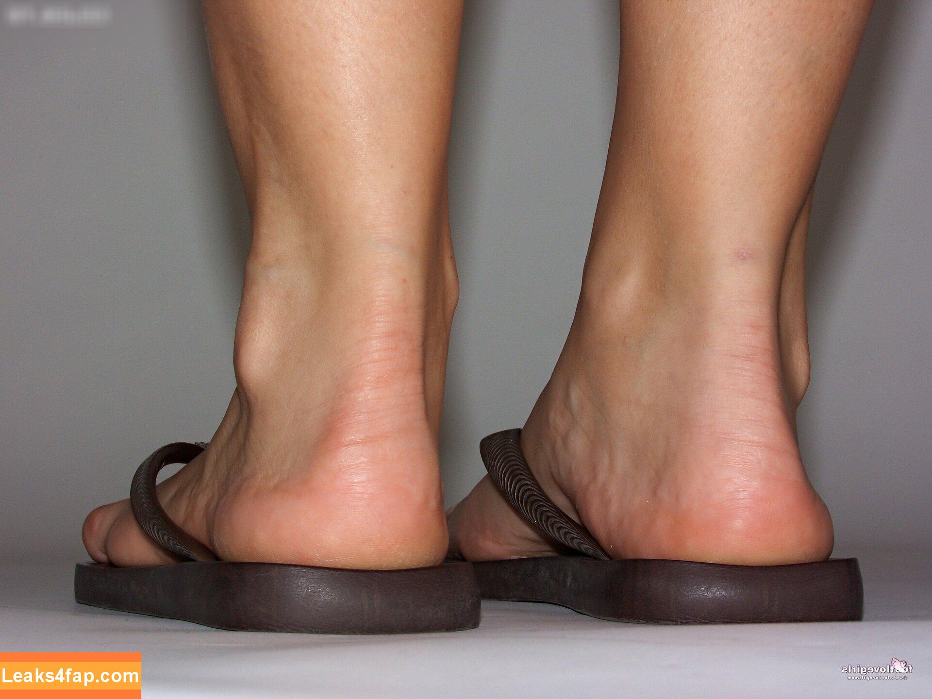 Footlovegirls /  leaked photo photo #2861