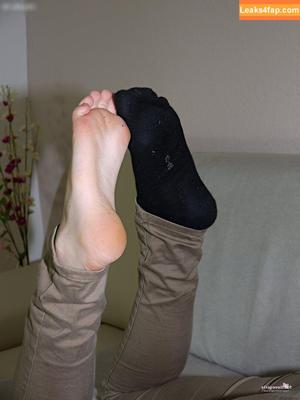 Footlovegirls photo #2894