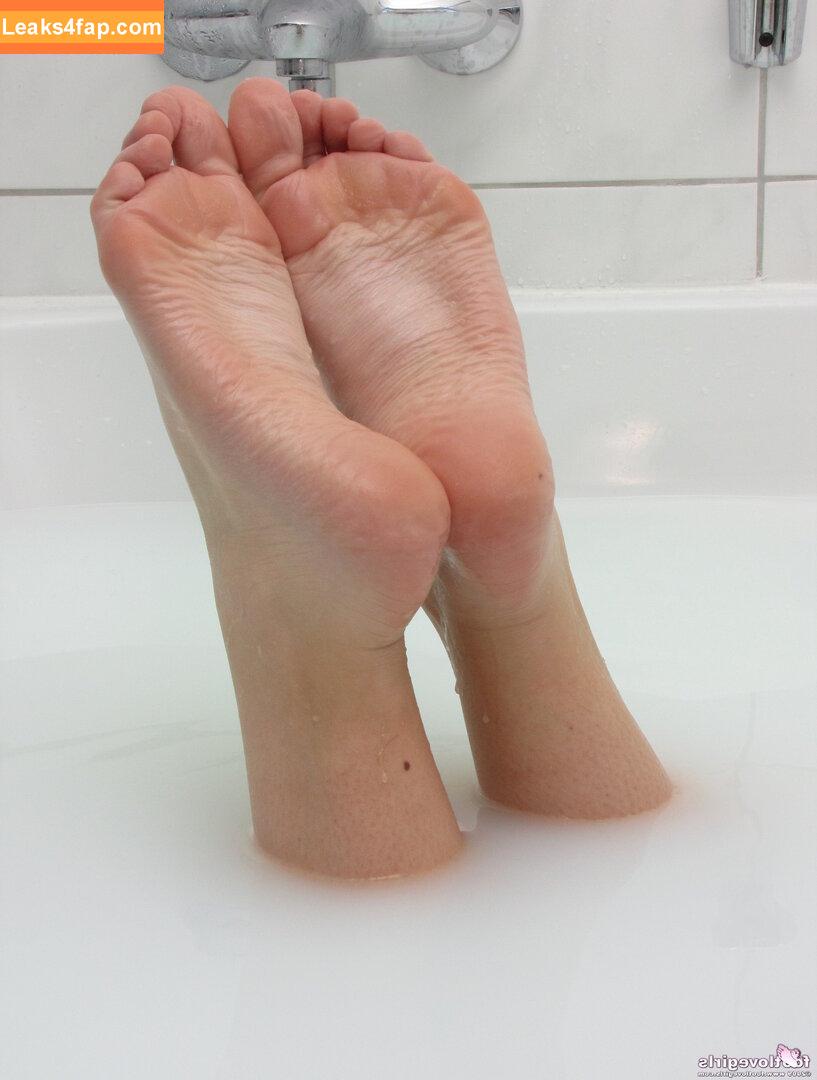 Footlovegirls /  leaked photo photo #3191