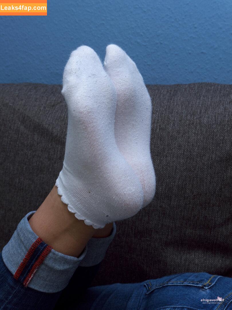 Footlovegirls /  leaked photo photo #3920