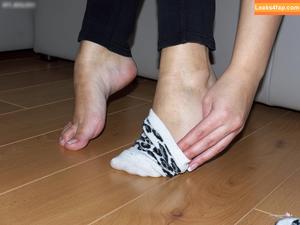 Footlovegirls photo #3459