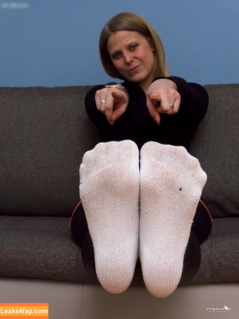 Footlovegirls /  leaked photo photo #4342