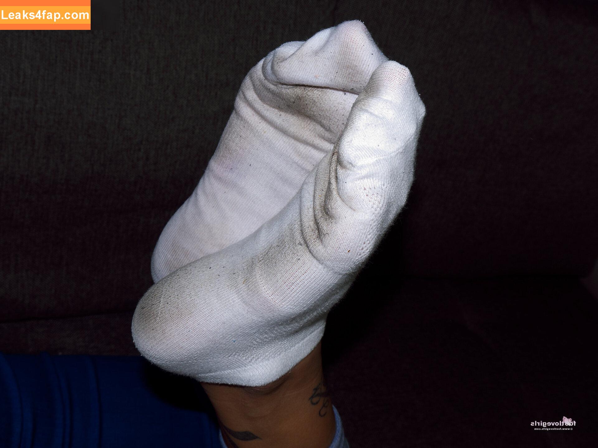 Footlovegirls /  leaked photo photo #4686
