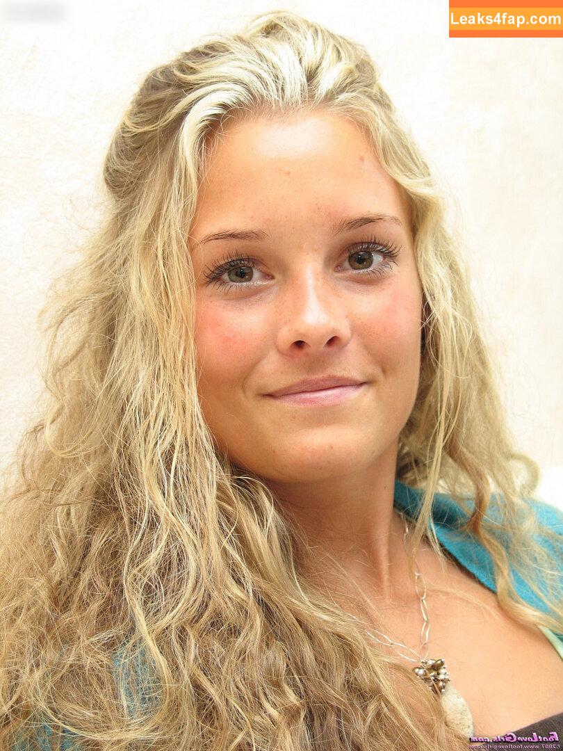 Footlovegirls /  leaked photo photo #4829