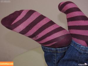 Footlovegirls photo #4055