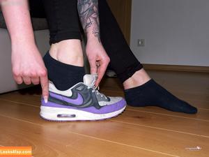 Footlovegirls photo #4158