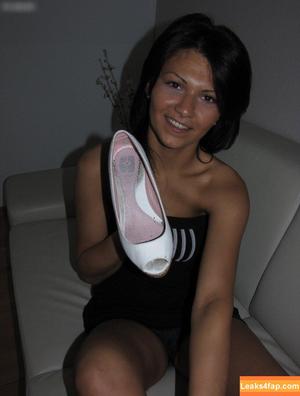 Footlovegirls photo #4297