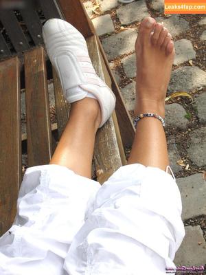 Footlovegirls photo #4807