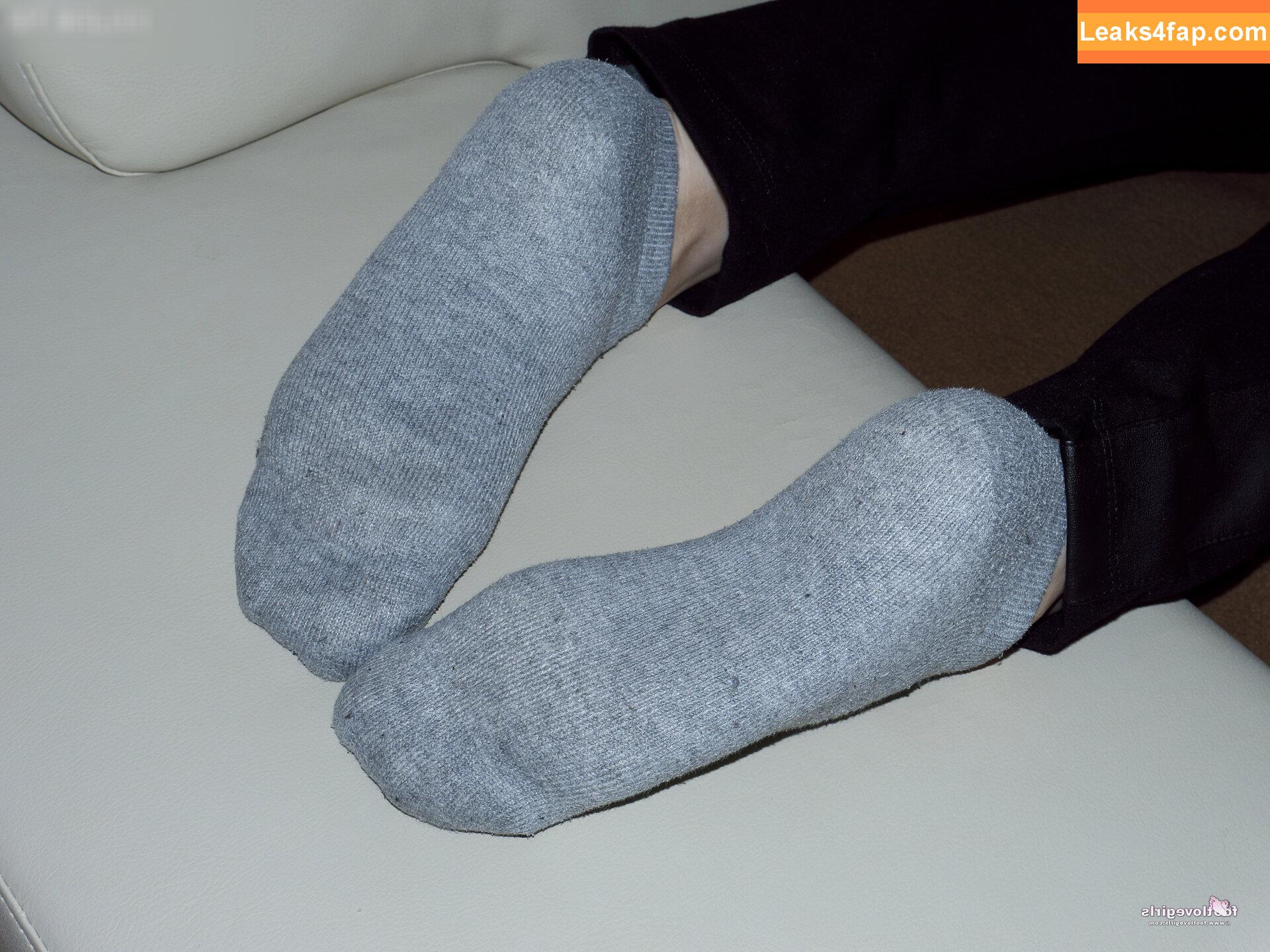 Footlovegirls /  leaked photo photo #5103