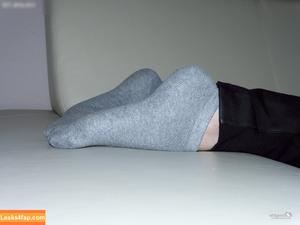 Footlovegirls photo #5124