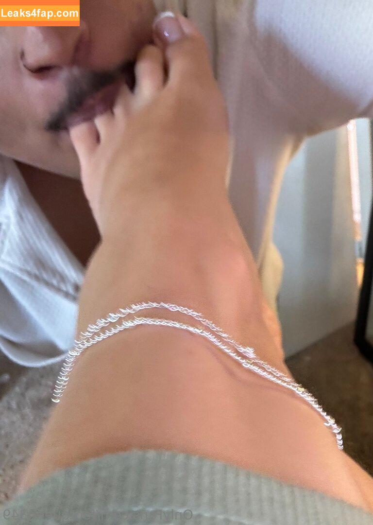 footqueen349 /  leaked photo photo #0021