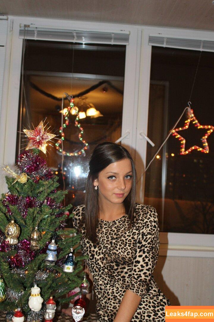 Foxy Di / Foxi Di / Katya Ivanova / Kleine Punci / Nensi B Medina / foxy__di leaked photo photo #0014