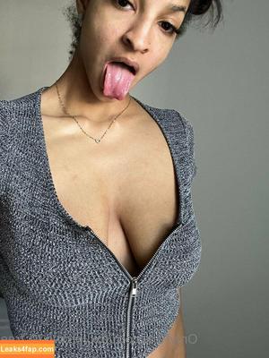 foxybrown20_free photo #0016
