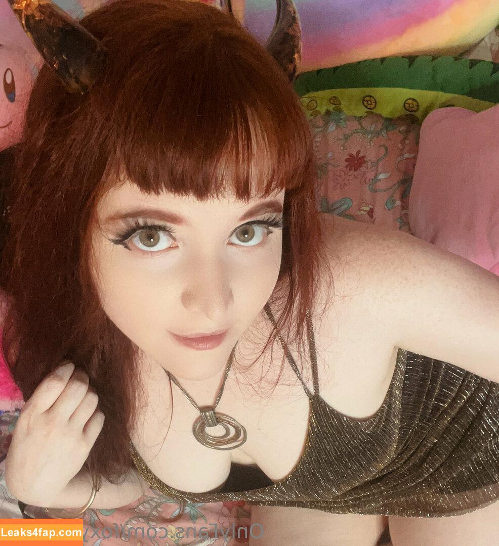 FoxyCosplay / foxy.cosplay / foxy_cosplay leaked photo photo #0410