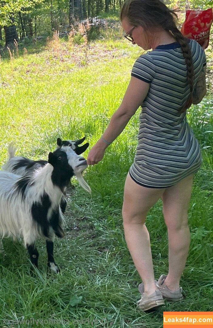 foxyflowerxx / foxy_flower leaked photo photo #0017