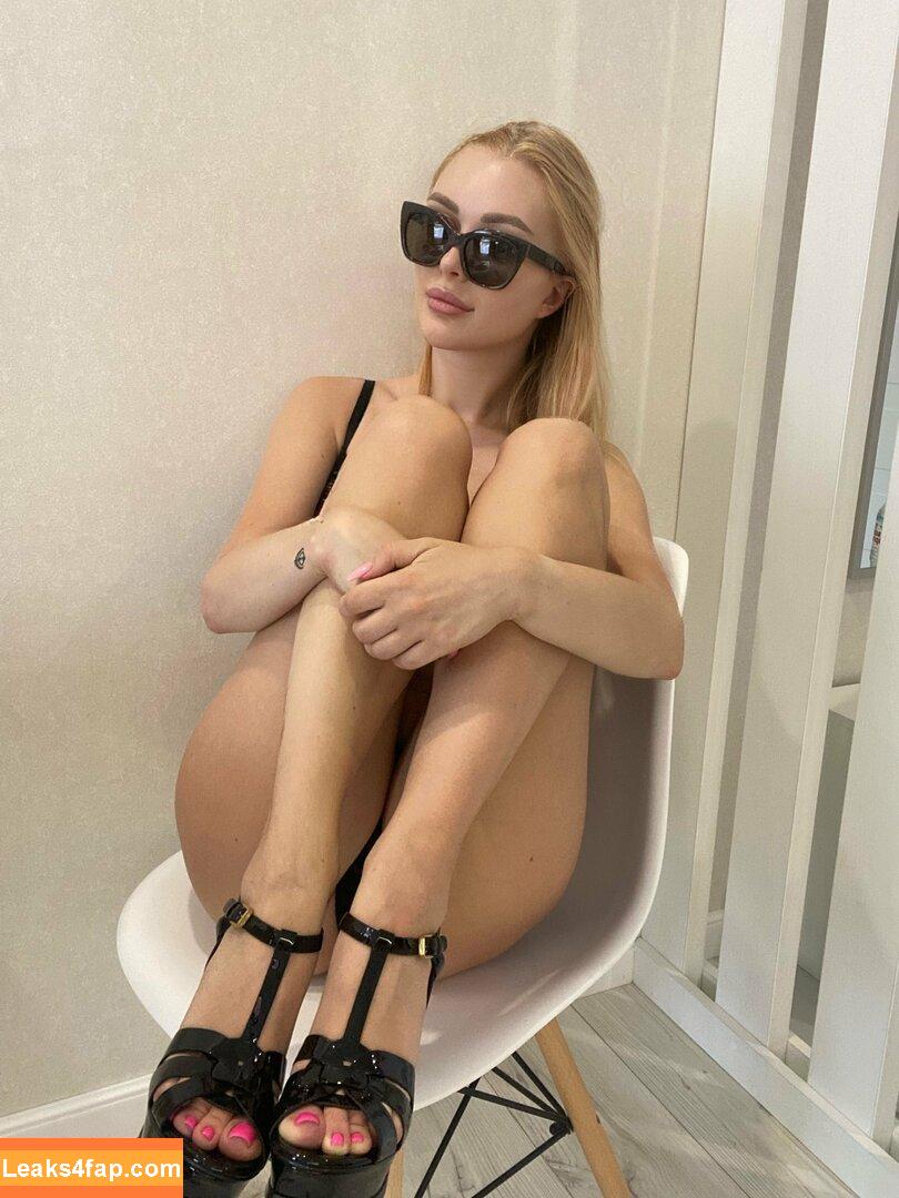 foxysophi / foxysophie leaked photo photo #0010