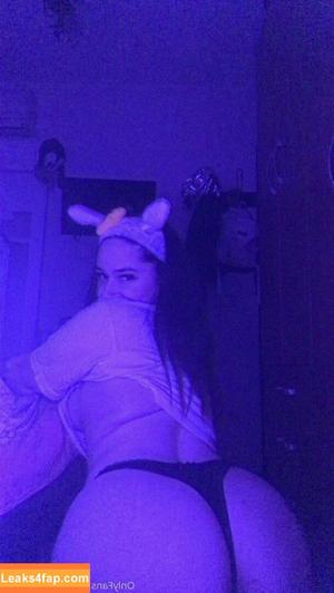 foxyuzumaki photo #0036