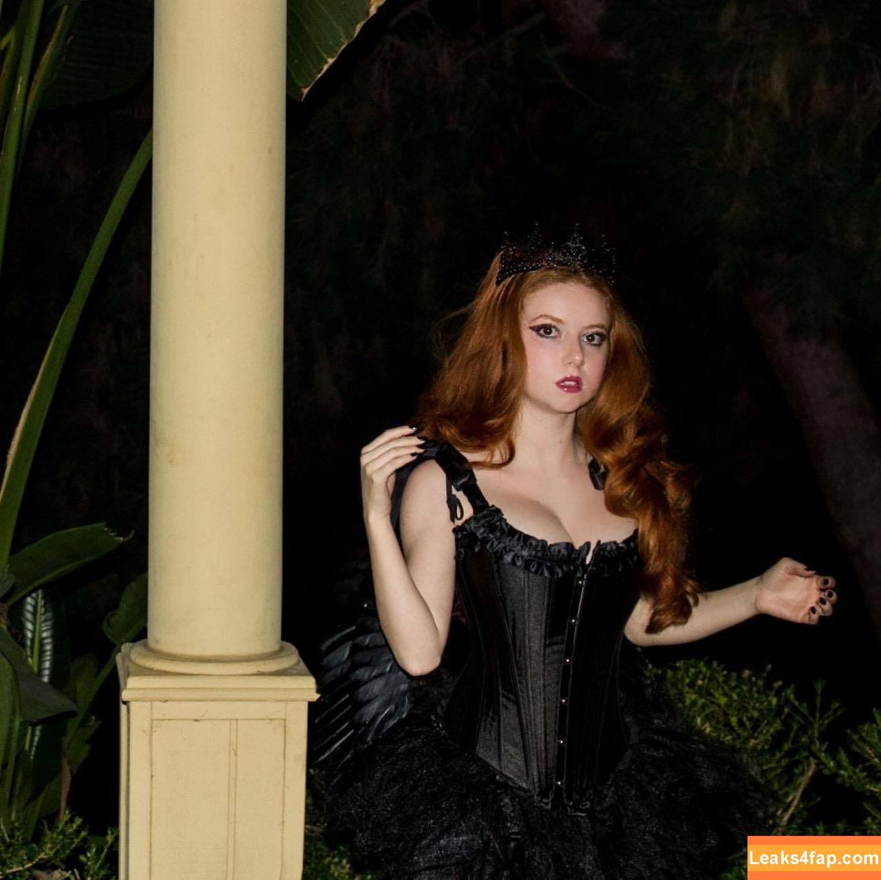 Francesca Capaldi / francescacapaldi слитое фото фото #0150
