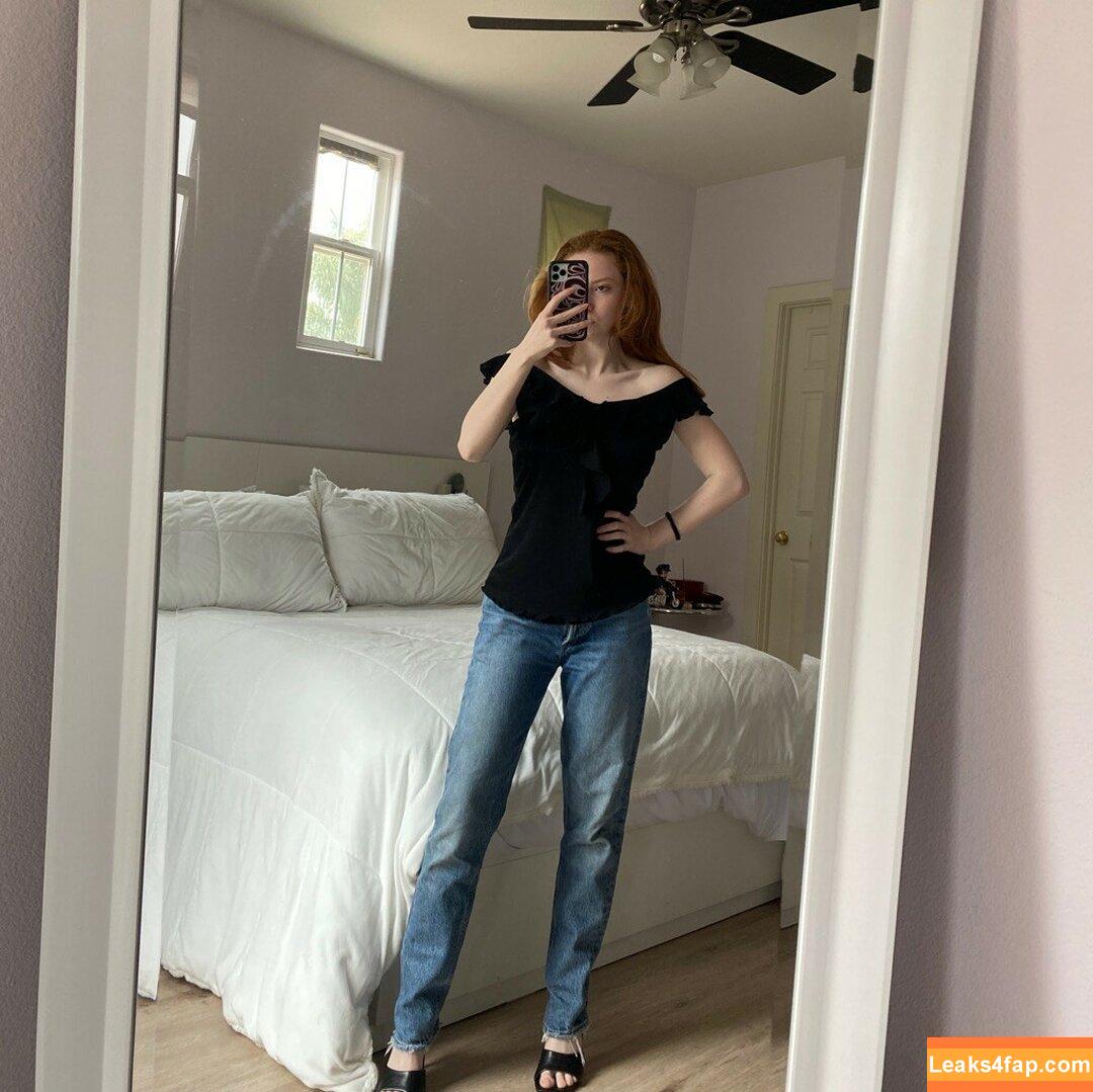 Francesca Capaldi / francescacapaldi слитое фото фото #0212