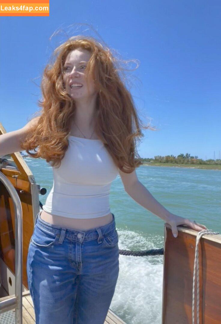 Francesca Capaldi / francescacapaldi слитое фото фото #0951