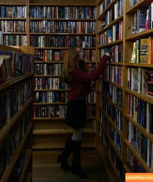 Francesca Capaldi фото #0255